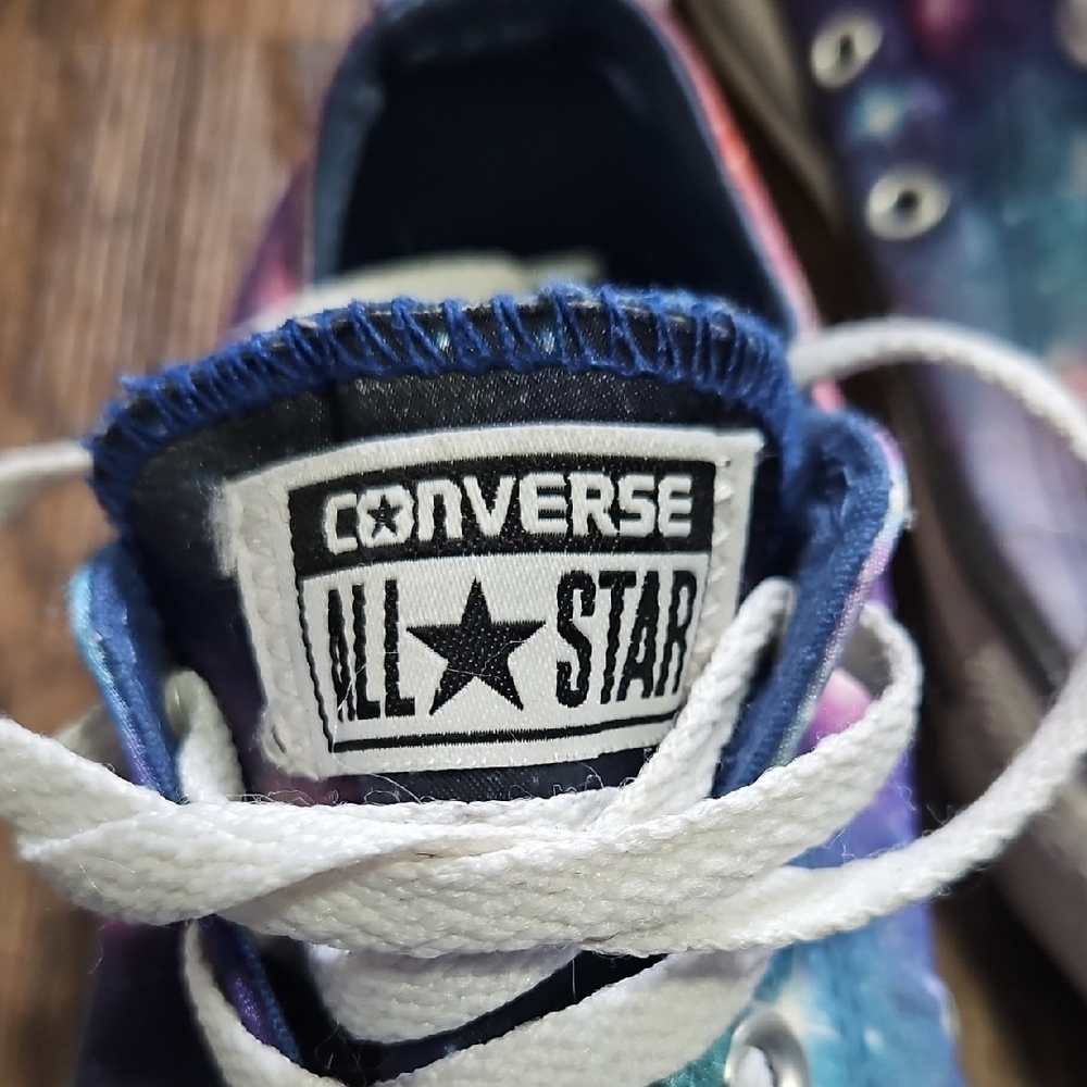 Converse All Star Galaxy Print Low Top Sneakers Womens 7 / Mens 5 Purple Space - Picture 4 of 12
